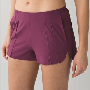 Lululemon &go Endeavor Short Red Grape size 8